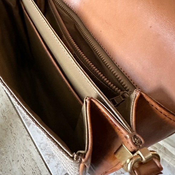Authentic Celine MacAdam Shoulder Bag. - Picture 7 of 17